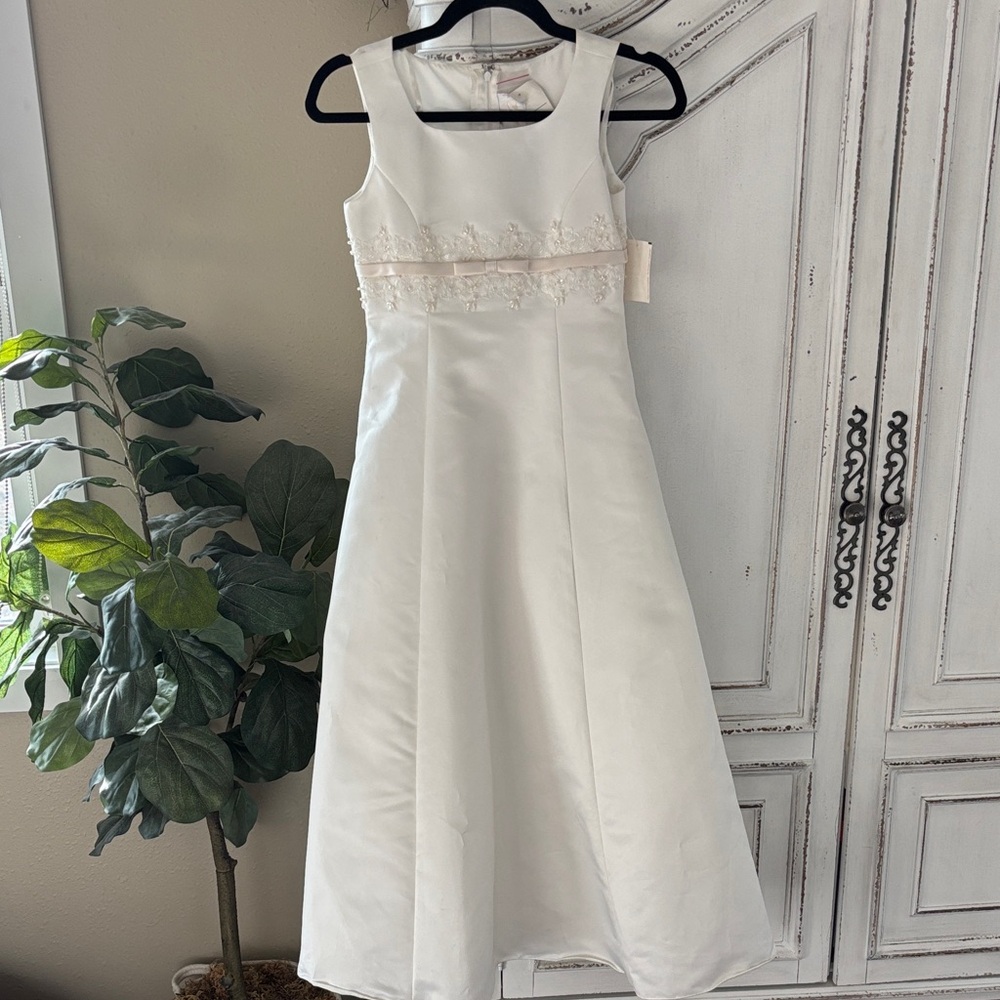 NWT Michaelangelo Girls Size 10 Ivory Flower Girl Dress